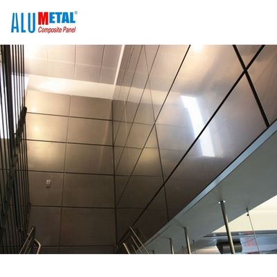 Os painéis de revestimento compostos de alumínio decorativos do PE de 1000MM cobrem 6mm de aço inoxidável FEVE