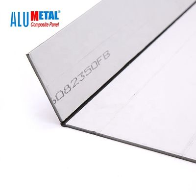 A folha composta de alumínio do espelho do Acp do painel de Dibond 3mm PVDF anodizou a superfície para a propaganda