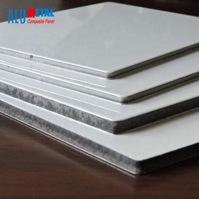 liga composta de alumínio à prova de fogo 1100 do Fluorocarbon do revestimento da parede do painel de 2mm