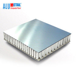 O favo de mel de alumínio de pouco peso almofada o espaço aéreo 0.04mm de 2300mm