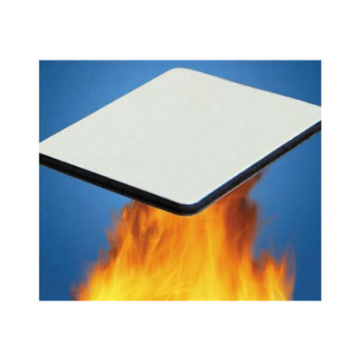 revestimento composto de alumínio à prova de fogo arquitetónico do painel B1 3000mm PVDF de 0.50mm
